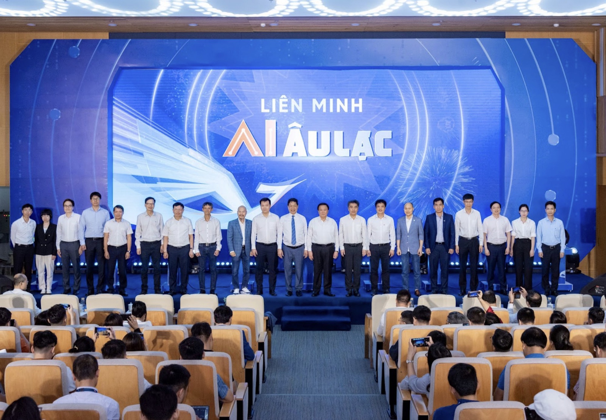 Làn sóng AI trong ngành công nghệ: Làm sao để không bị bỏ lại?- Ảnh 1. Làn sóng AI trong ngành công nghệ: Làm sao để không bị bỏ lại?- Ảnh 1.