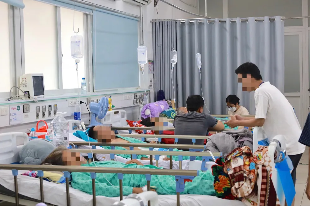 Nhờ phần mềm RAPID, khoảng 49% bệnh nhân đến muộn vẫn có thể được điều trị hiệu quả. Ảnh: DI LINH dieu-tri-dot-quy1.jpg