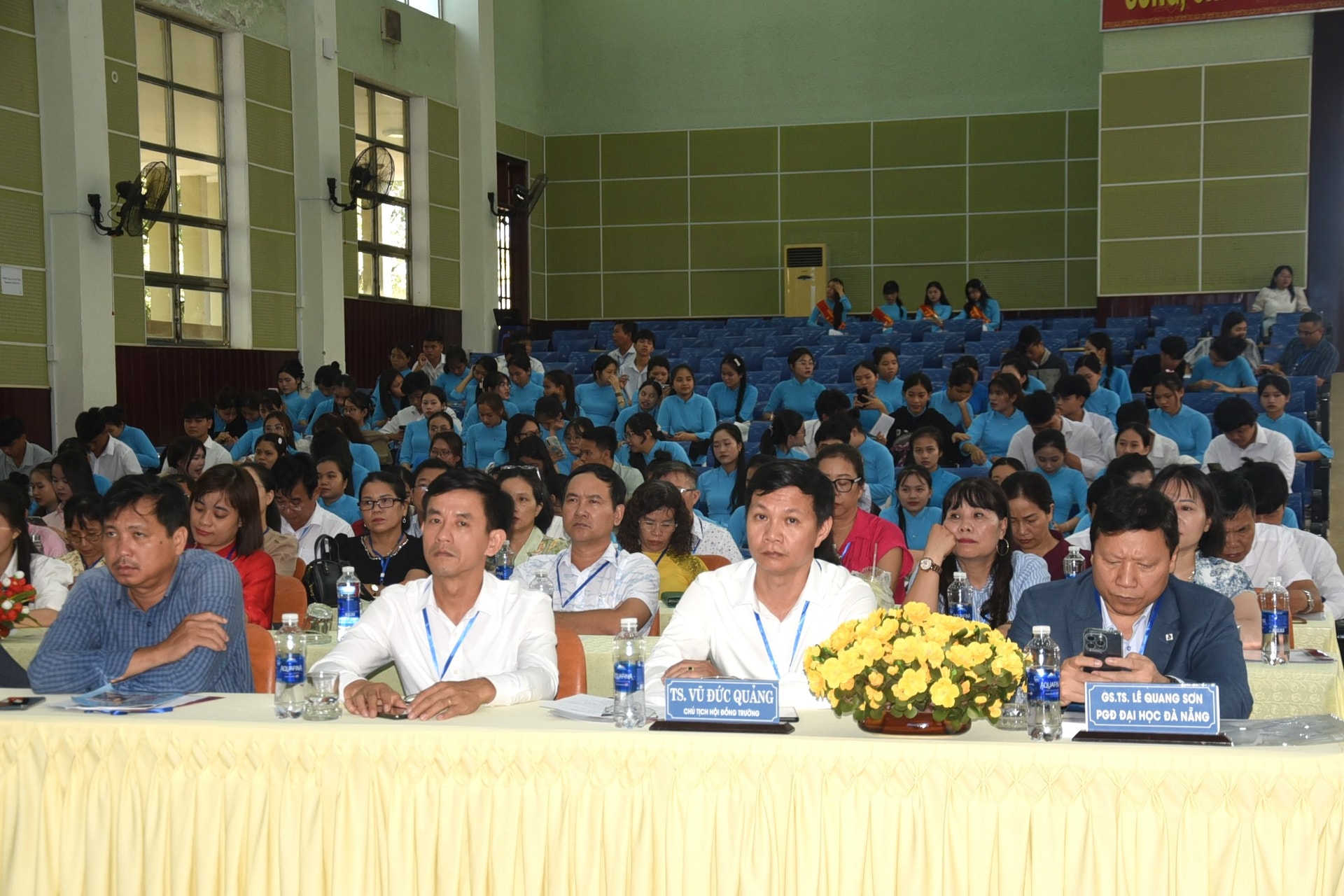 Ứng dụng AI trong giáo dục và nghiên cứu khoa học 3 dsc_5997.jpg