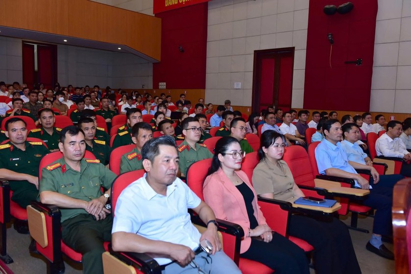 Các đại biểu tham dự tại Hội nghị
