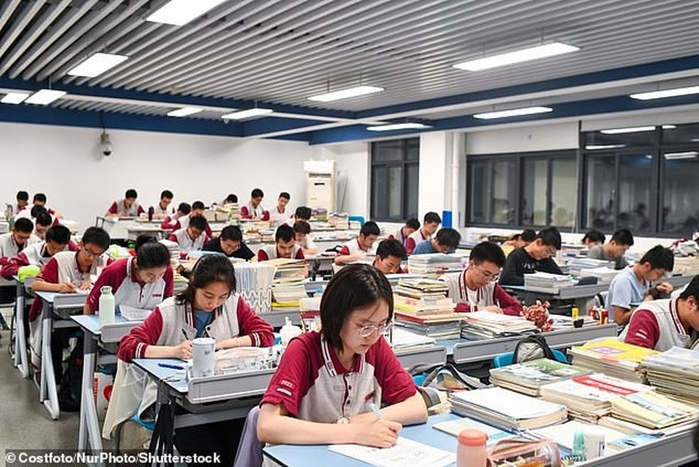 Trung Quốc chặn AI giải đề trong khung giờ thi cao khảo như thế nào? - 1 Trung Quốc chặn AI giải đề trong khung giờ thi cao khảo như thế nào? - 1