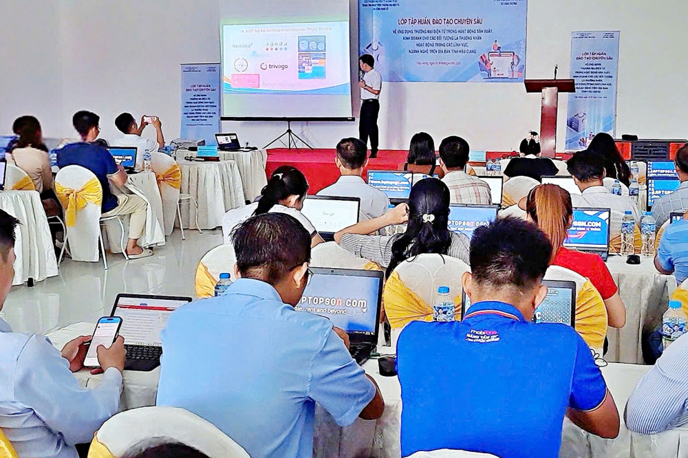 Hậu Giang: Nâng cao năng lực quản lý và kinh doanh số