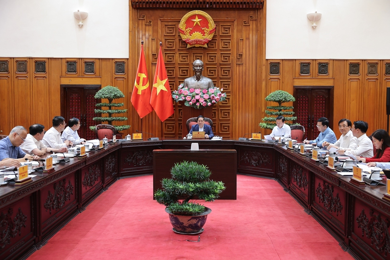 Thủ tướng Phạm Minh Chính nhấn mạnh, Dự án Luật Thương mại điện tử là một văn bản pháp lý quan trọng.