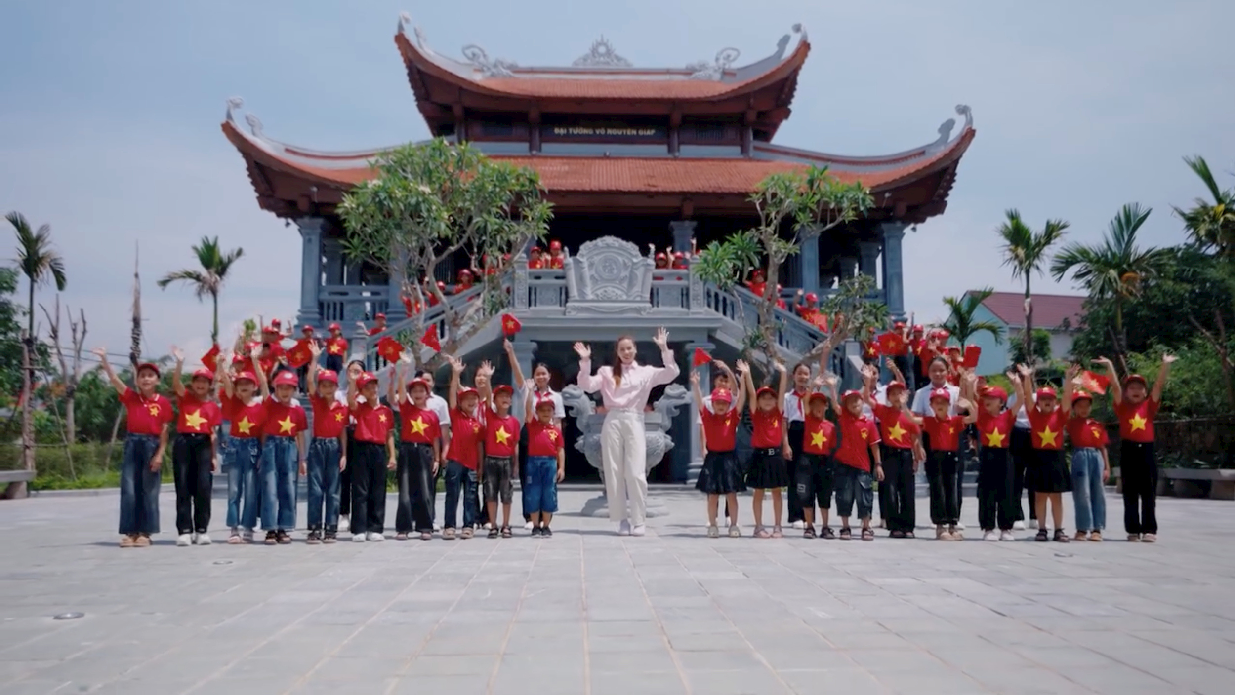 Du lịch Quảng Bình chinh phục gen Z bằng cảm xúc và trải nghiệm 5 ho-ngoc-ha.png