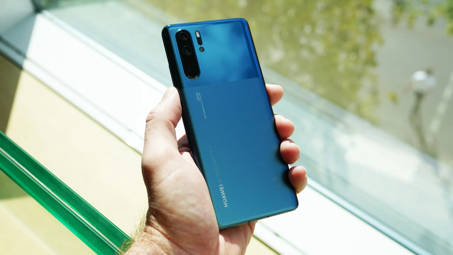 Dù đã có điện thoại Samsung mới, tôi vẫn dùng mẫu máy Trung Quốc này suốt 6 năm qua 2 Nhà báo công nghệ: