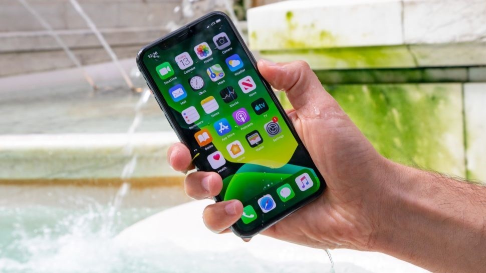 Giá iPhone 11 Pro rẻ như rau tháng 6, iPhone ba mắt rẻ nhất Việt Nam, trang bị vẫn xịn hơn iPhone 16 7 iphone-11-pro-t9-3-1693390863.jpg