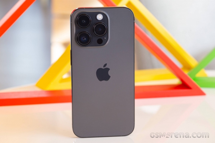 iPhone XR xả kho, Galaxy S20 FE rẻ như cho, iPhone 16 Pro Max giảm mạnh 2 iphone 14 pro 2