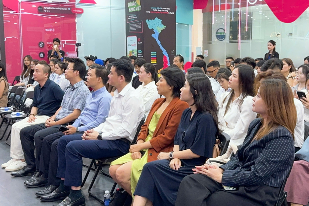 Thúc đẩy tinh thần khởi nghiệp trên thương mại điện tử 3 Khởi nghiệp “Triệu views” và đạo đức trong kinh doanh thương mại điện tử