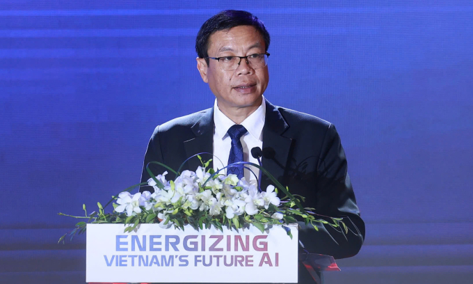 Qualcomm mở trung tâm Nghiên cứu và phát triển AI Việt Nam 2 Thứ trưởng Khoa học và Công nghệ Lê Xuân Định tại sự kiện ra mắt trung tâm R&D AI Qualcomm Việt Nam. Ảnh: Chí Hiếu