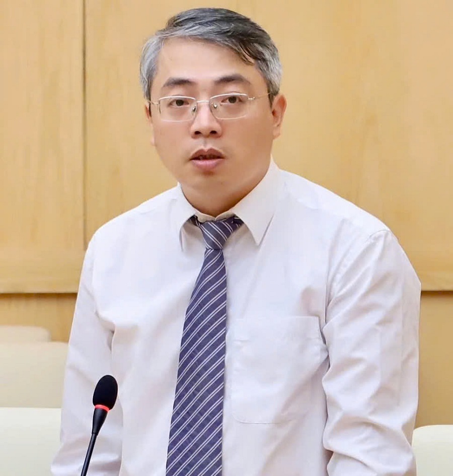 Phó cục trưởng Cục Thương mại điện tử và Kinh tế số Hoàng Ninh Phó cục trưởng Cục Thương mại điện tử và Kinh tế số Hoàng Ninh