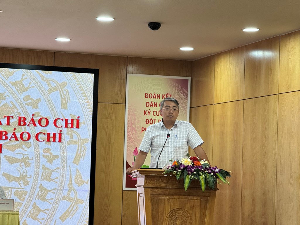 Xử lý hơn 11.000 gian hàng TMĐT vi phạm trong 6 tháng 1 phat 19625