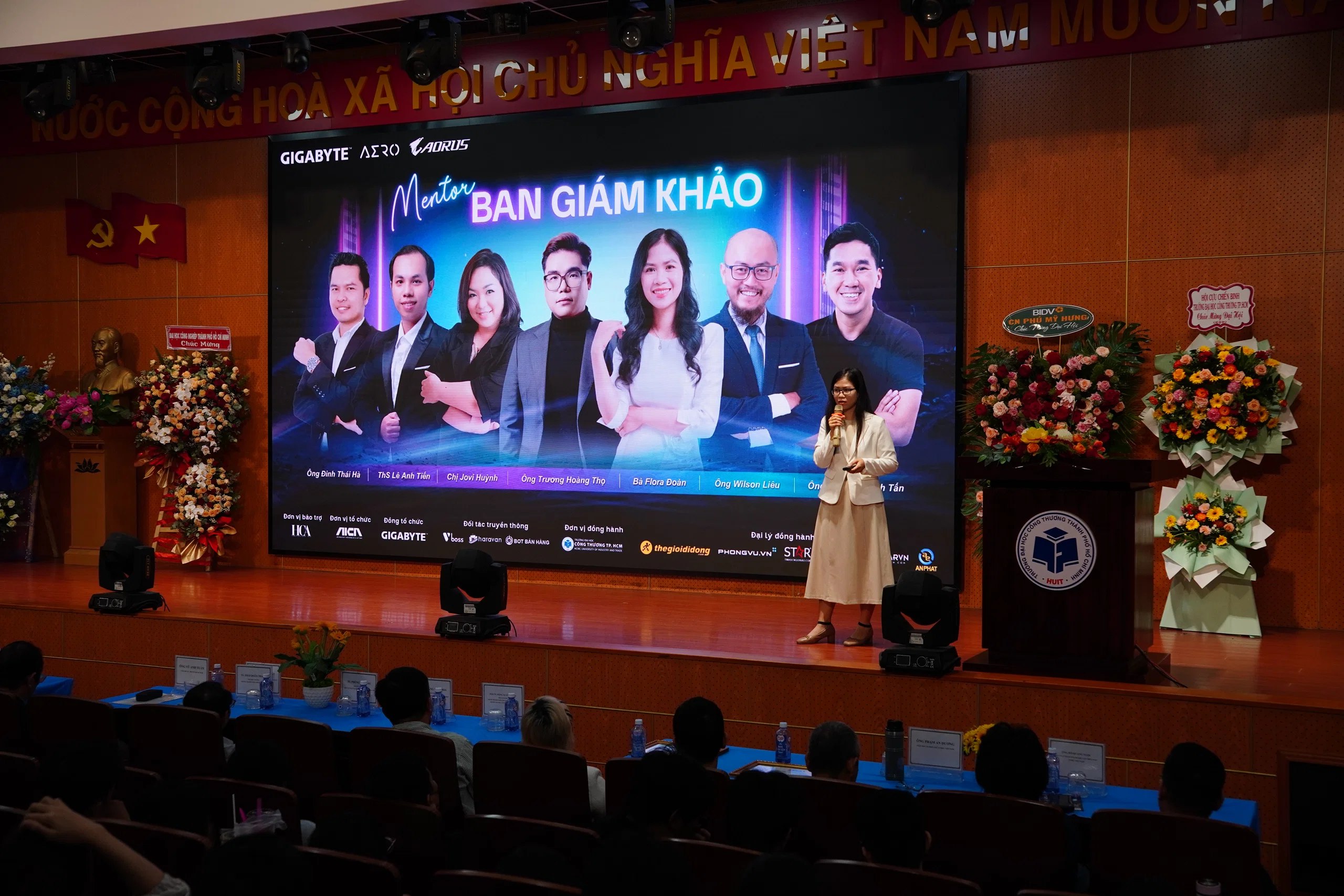 Làm chủ AI - Làm chủ sự nghiệp: Sân chơi công nghệ cho hơn 100,000 sinh viên toàn quốc