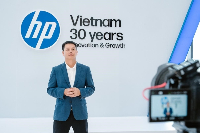 HP Việt Nam: Máy tính AI sẽ thay đổi cách người dùng làm việc 1 Ông Nguyễn Minh Đức - Tổng giám đốc HP Việt Nam. Ảnh: HP Việt Nam