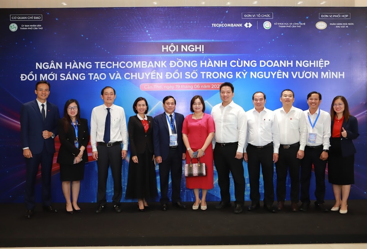 techcombank-dong-hanh-chuyen-doi-so-cung-doanh-nghiep-can-tho-1750397373.jpg