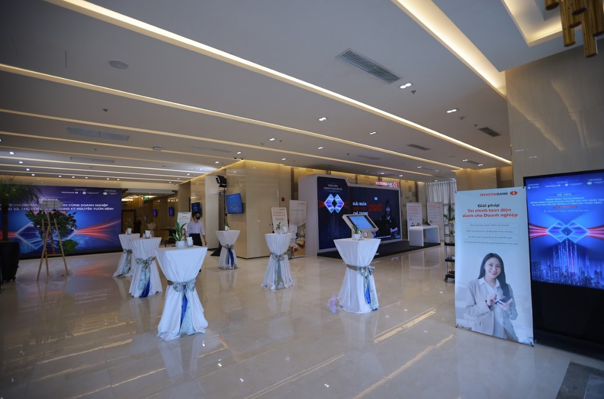 techcombank-dong-hanh-chuyen-doi-so-cung-doanh-nghiep-can-tho7-1750397505.jpg