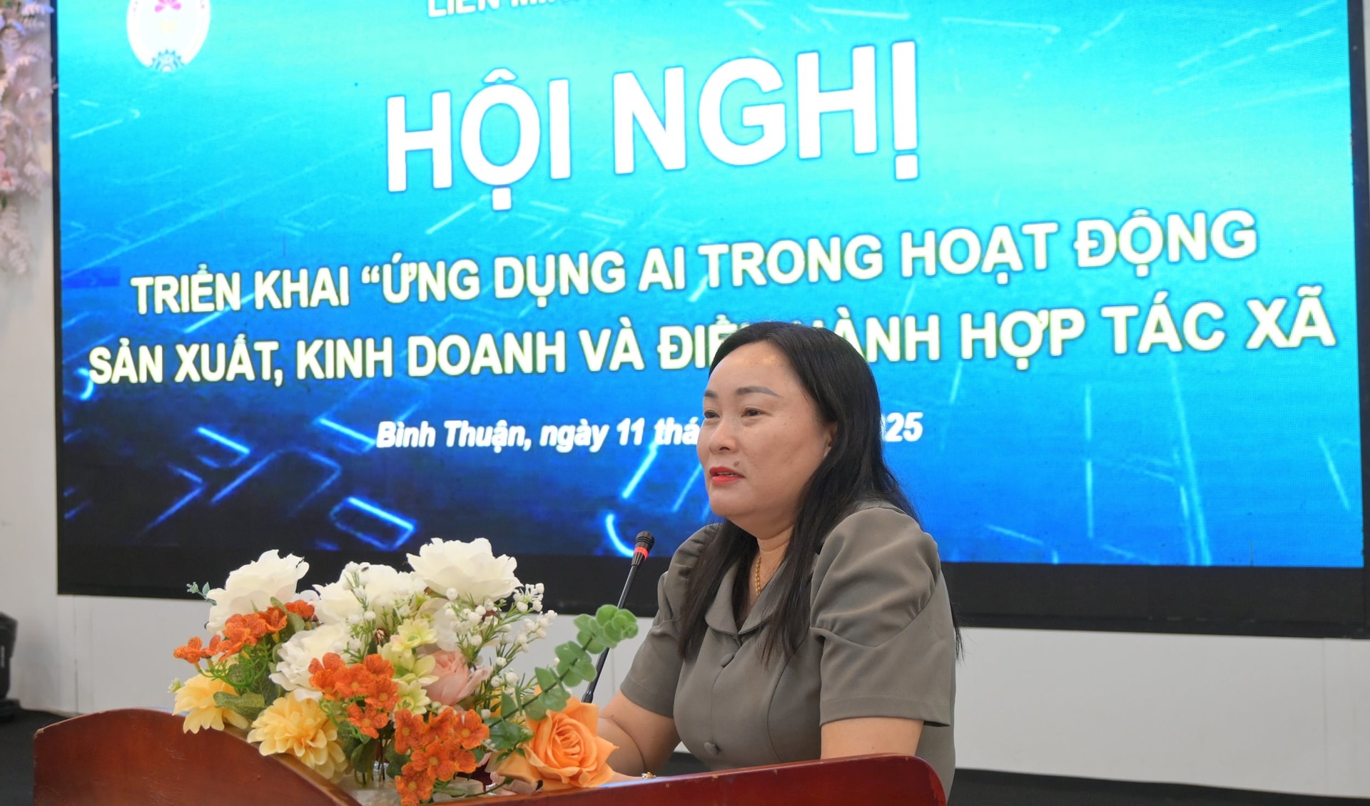Ứng dụng AI trong quản trị, điều hành hợp tác xã 1 van_0995.jpg