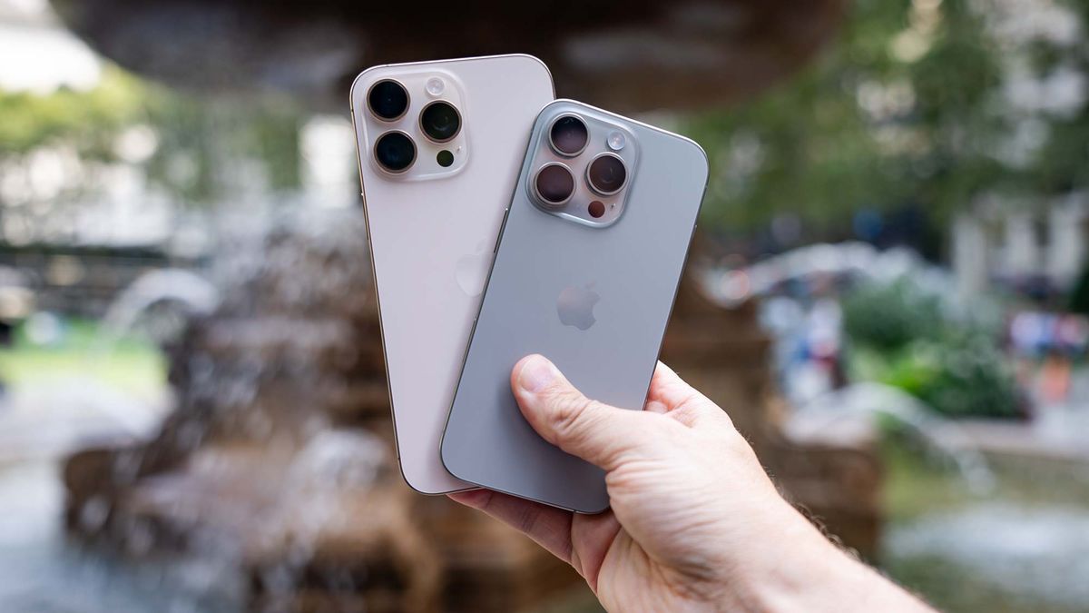 Đầu tháng 6, iPhone 16 Pro Max giảm sốc hơn 5 triệu, xe máy điện VinFast kèm loạt ưu đãi: Chuyện gì vậy?- Ảnh 1. Đầu tháng 6, iPhone 16 Pro Max giảm sốc hơn 5 triệu, xe máy điện VinFast kèm loạt ưu đãi: Chuyện gì vậy?- Ảnh 1.