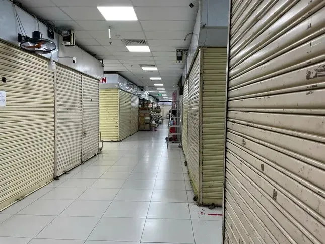 Toàn hàng bất hợp pháp bán trên sàn thương mại điện tử- Ảnh 4. Toàn hàng bất hợp pháp bán trên sàn thương mại điện tử- Ảnh 4.