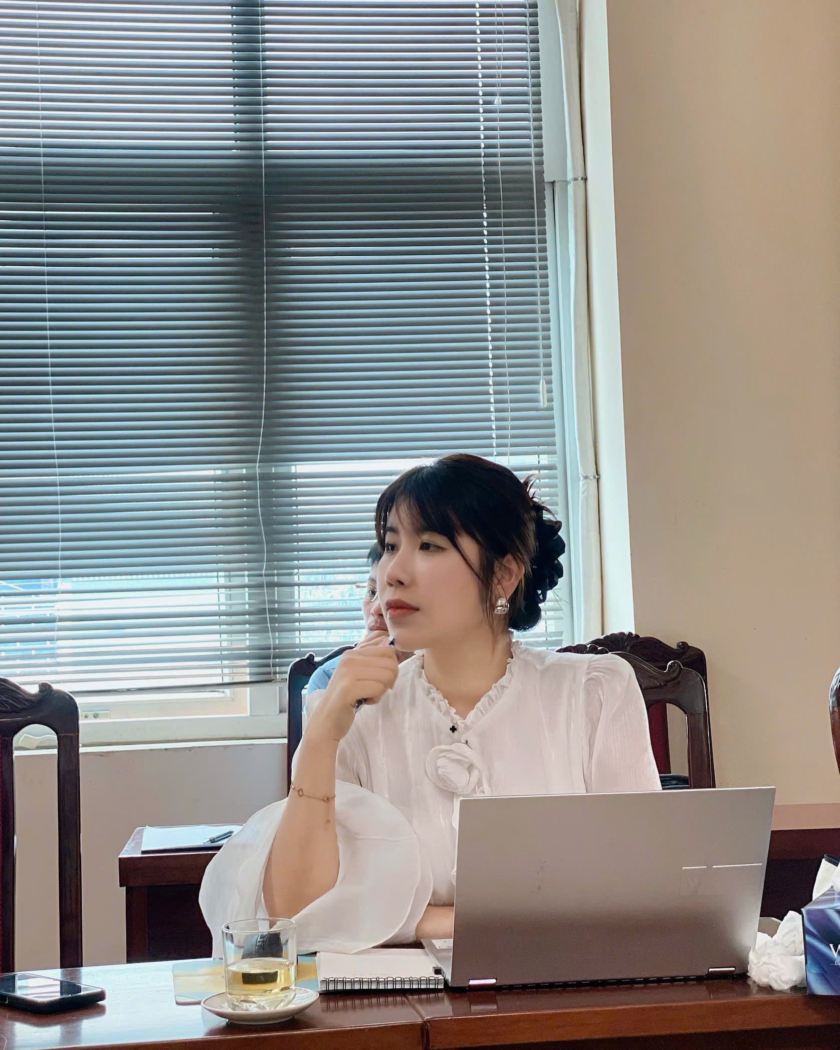 Ngành ngôn ngữ đang khủng hoảng: AI dạy, nói, dịch quá nhanh - 4 năm học chưa chắc bằng 30 giây tra app!- Ảnh 4. Ngành ngôn ngữ đang khủng hoảng: AI dạy, nói, dịch quá nhanh - 4 năm học chưa chắc bằng 30 giây tra app!- Ảnh 4.
