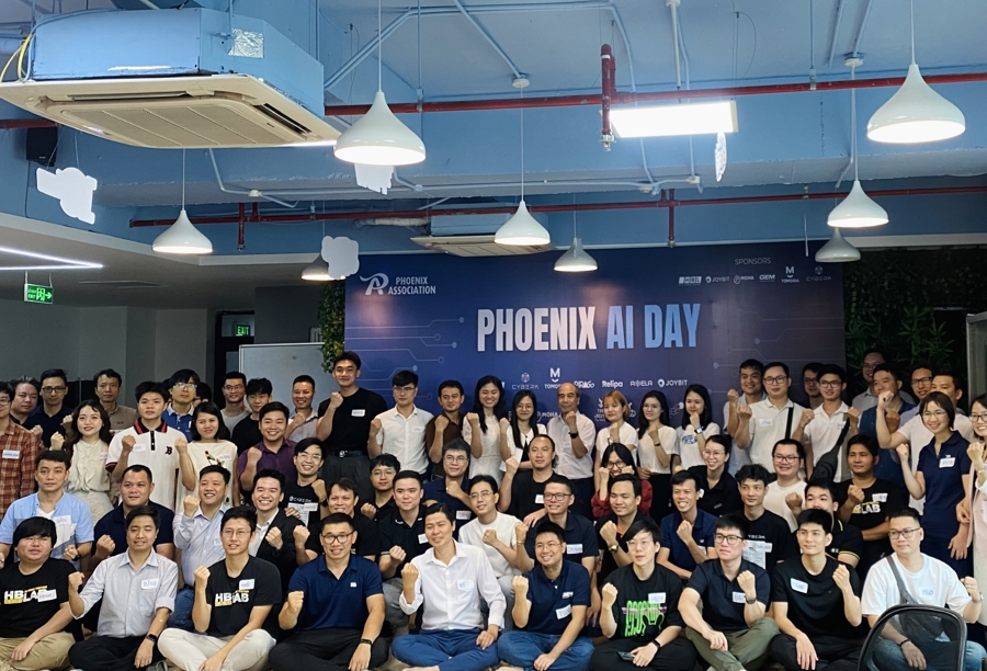 AI từ xu hướng đến "cộng sự" trong doanh nghiệp công nghệ Việt Nam 3 Hàng chục doanh nghiệp công nghệ Việt Nam quy tụ tại sự kiện.