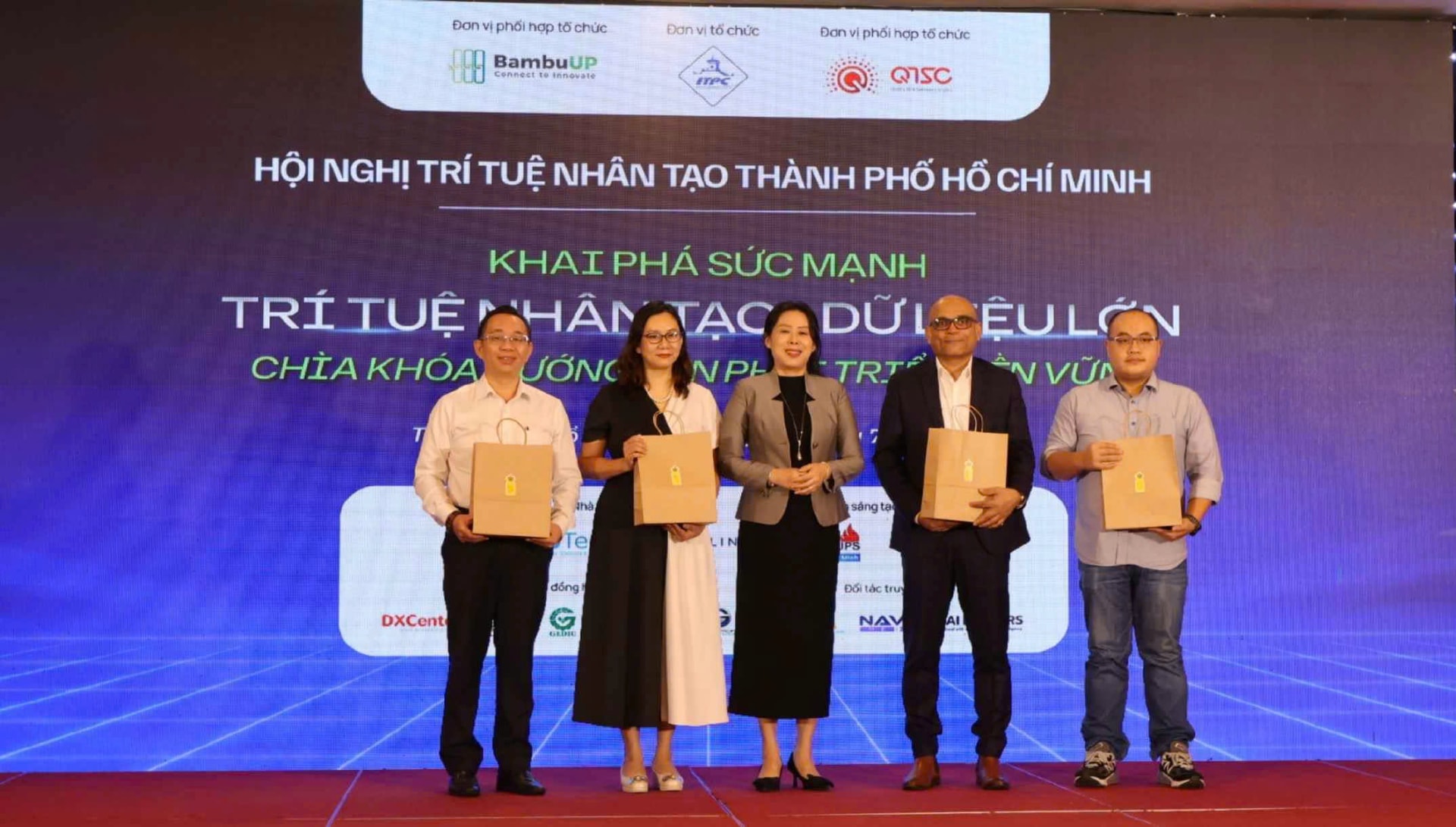 Doanh nghiệp chuyển từ trạng thái bị động sang chủ động ứng dụng AI 1 1.ai15-7.jpg
