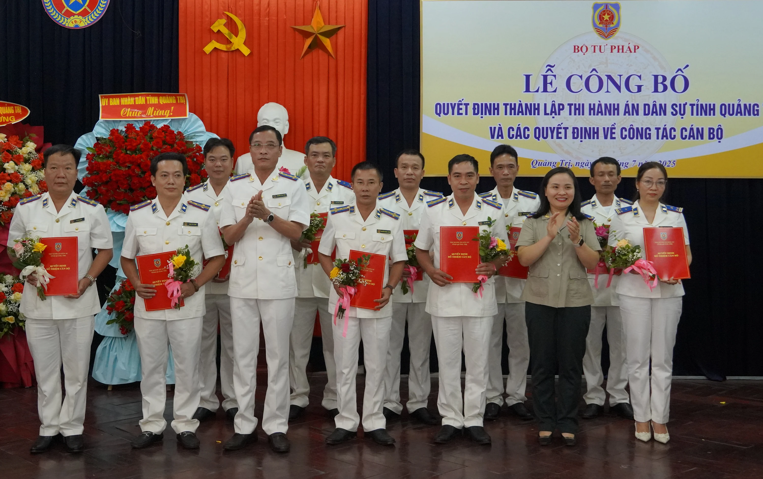 Công bố quyết định thành lập Thi hành án dân sự tỉnh Quảng Trị