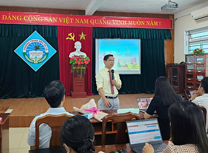 Giáo viên làm chủ công nghệ, ứng dụng AI vào dạy học – Tạp Chí Giáo Dục TP.Hồ Chí Minh 1 23 2 3