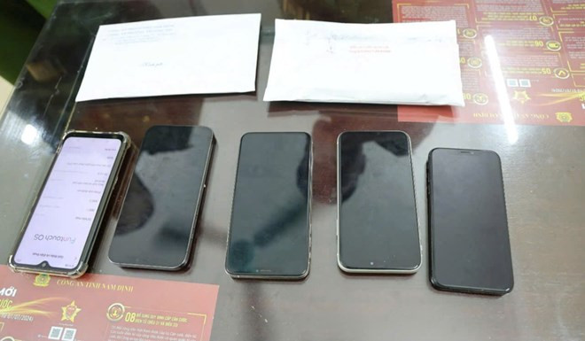 Bắt giữ đối tượng cướp giật điện thoại của phụ nữ ở Ninh Bình 1 2374707 7496b4f6b3c51563c2e9c297a1ffde98
