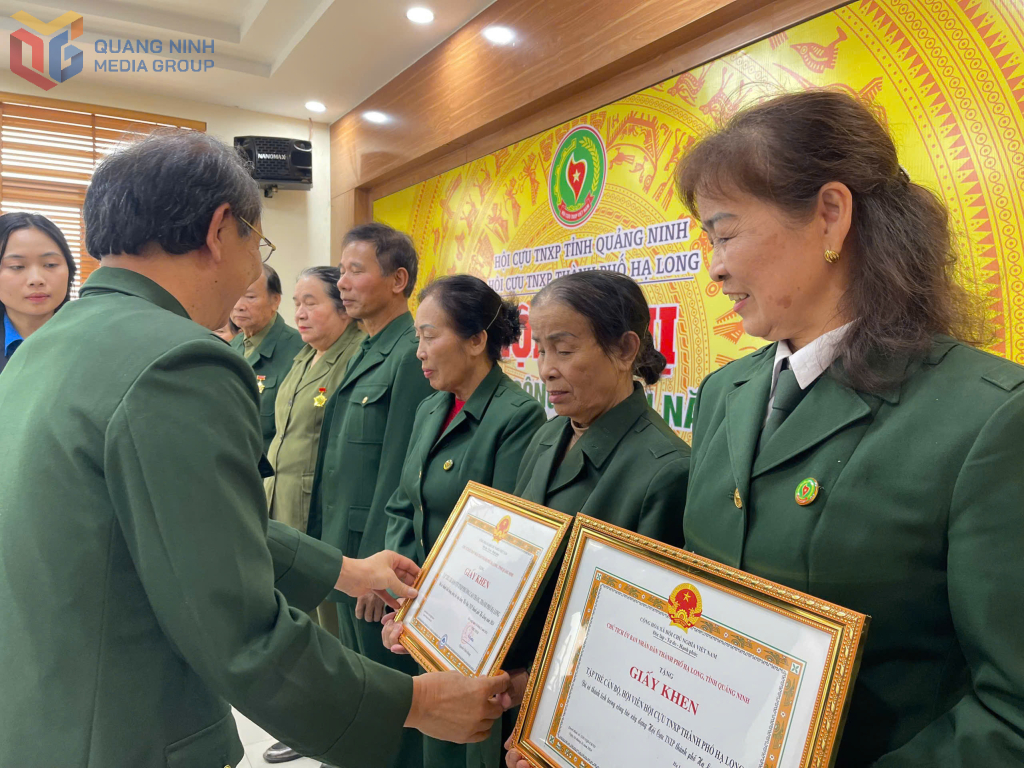 Gương sáng về lòng nhân ái 2 2377980 wtm 0cc38f191fa3755d3d07c86cd592b07a