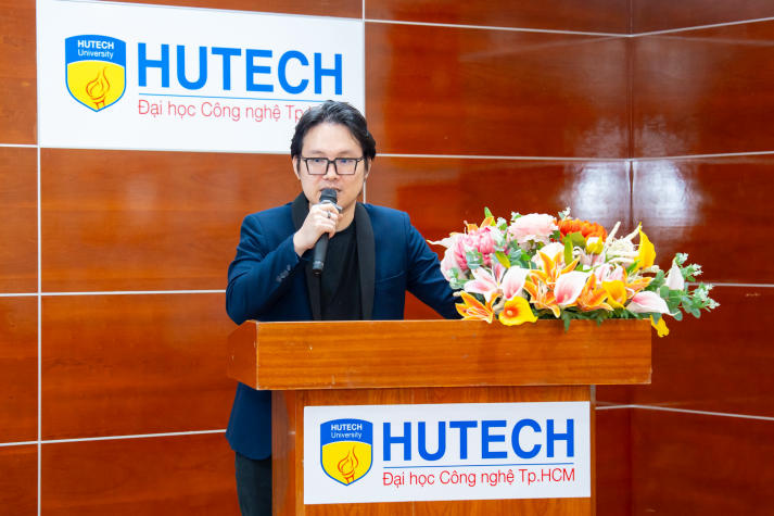 Sinh viên VKIT HUTECH rèn kỹ năng làm chủ công nghệ số qua hội thảo về AI 30