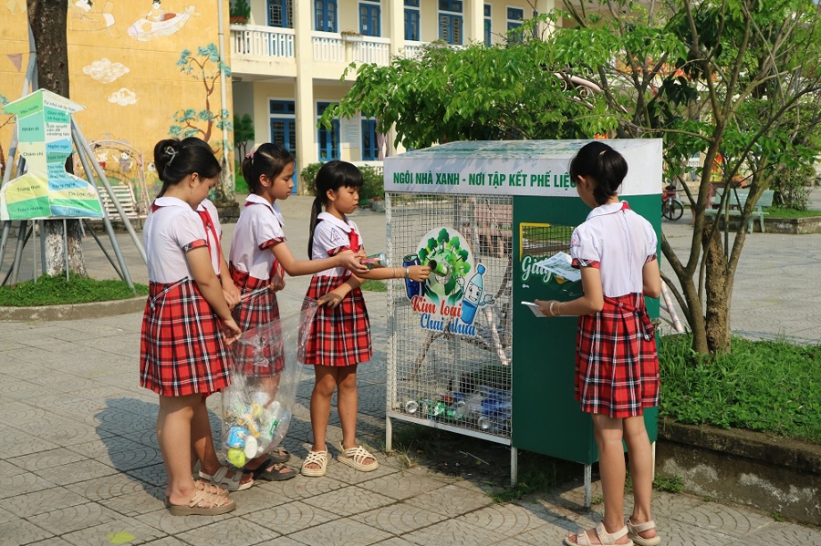 Ứng dụng AI giám sát rác thải, thúc đẩy đô thị thông minh xanh 1 Triển khai các mô hình phân loại rác tại các trường học.