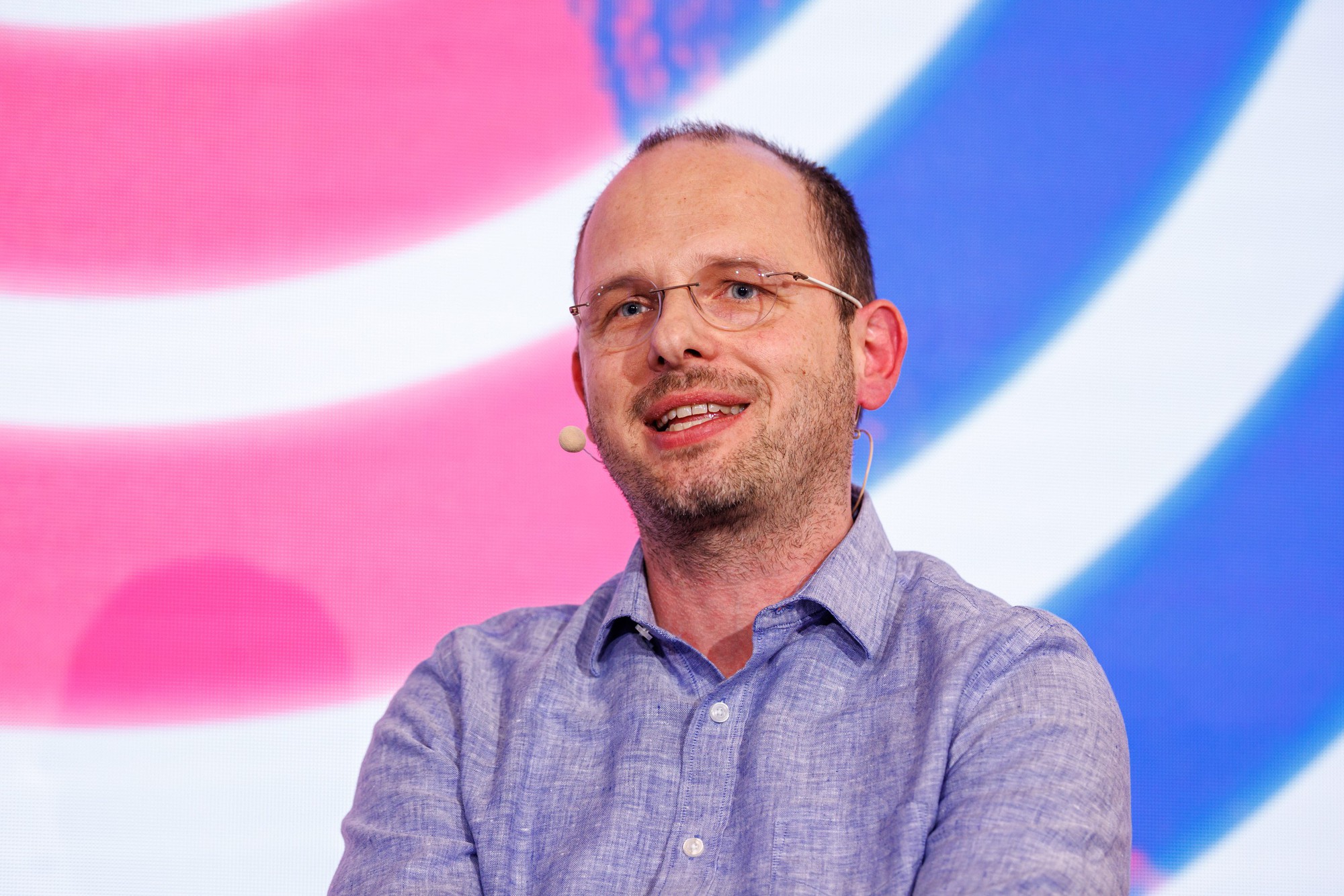 CEO GitHub: Không sa thải kỹ sư phần mềm trong thời đại AI, đây mới là điều các công ty CEO GitHub: Không sa thải kỹ sư phần mềm trong thời đại AI, đây mới là điều các công ty