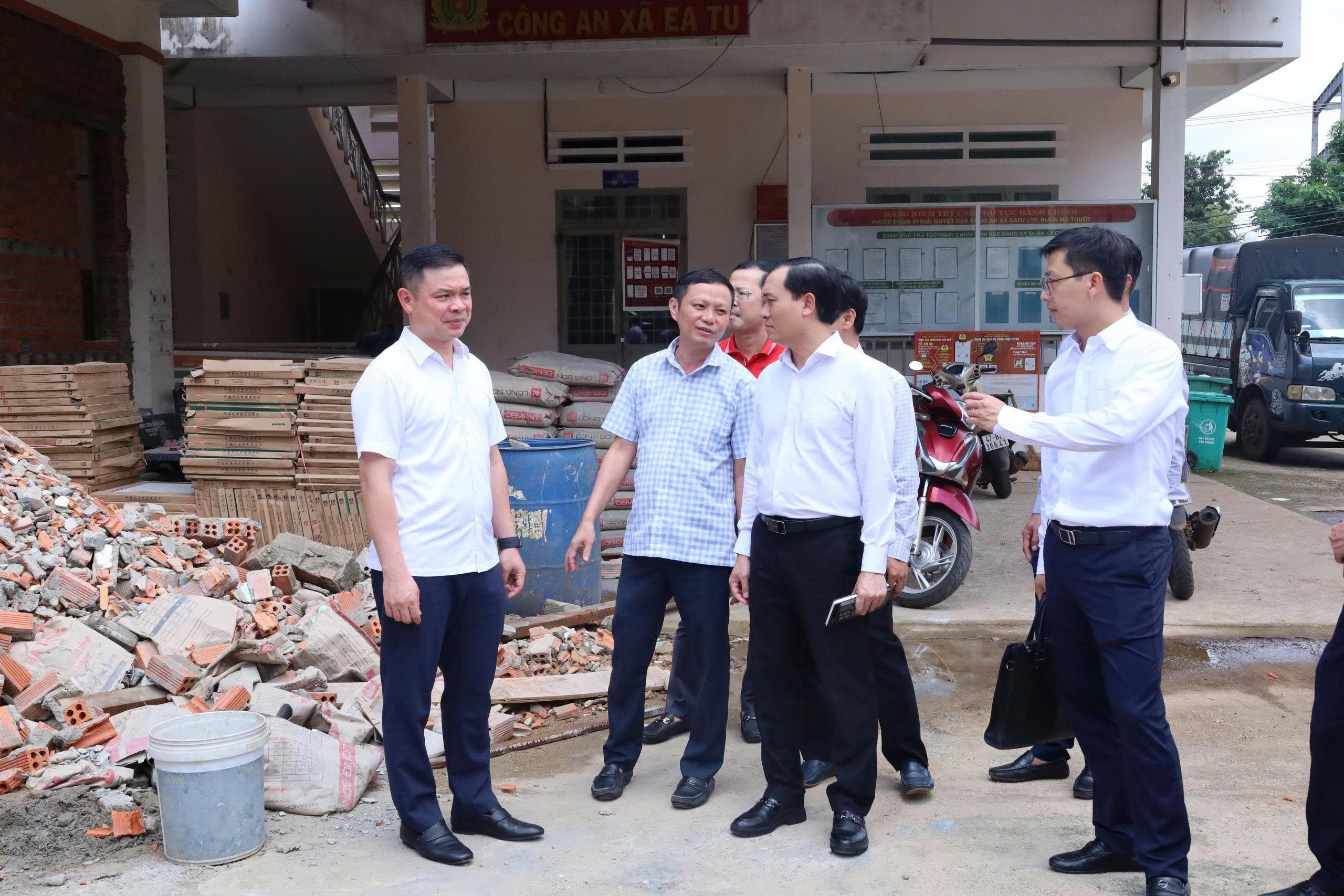 Đắk Lắk đẩy mạnh ứng dụng AI và công nghệ số, lấy người dân làm trung tâm 3 687510814116fe702398df96