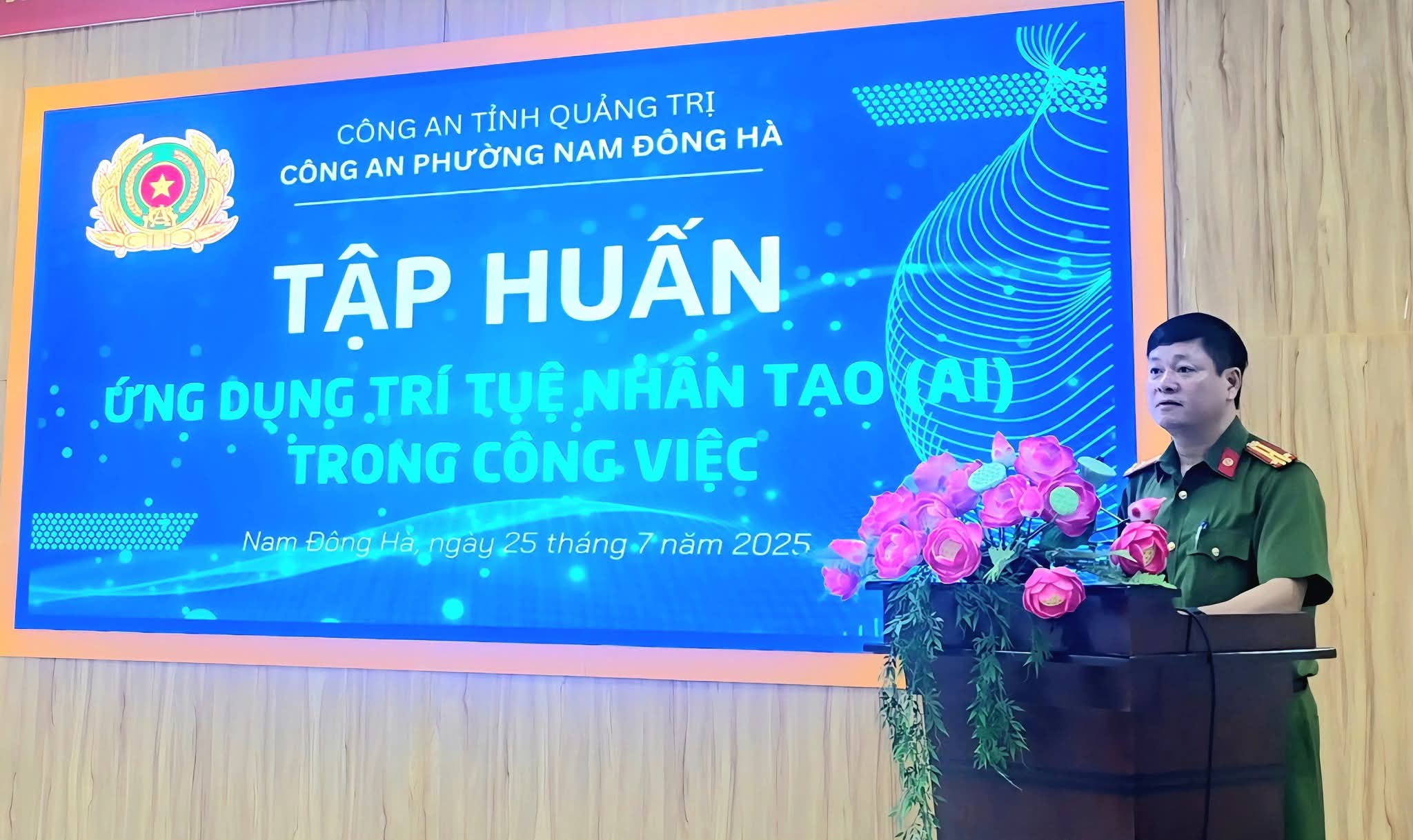 Công an phường Nam Đông Hà tăng cường ứng dụng AI nâng cao hiệu quả công việc 2 FB IMG 1753422160814