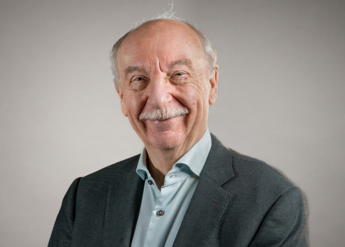 Tác giả Gerd Gigerenzer. Ảnh: European Research Council