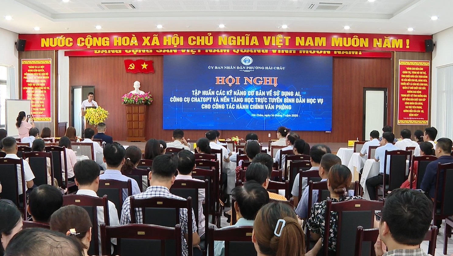 T7 16 HOI NGHI TAP HUAN AI PHUONG HAI CHAU.mp4 snapshot 00.02 [2025 07 17 12.48.35]