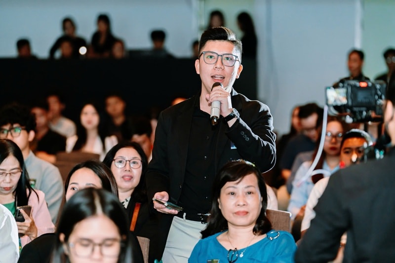 Xu hướng ứng dụng AI trong tài chính – chứng khoán 1 AI 2