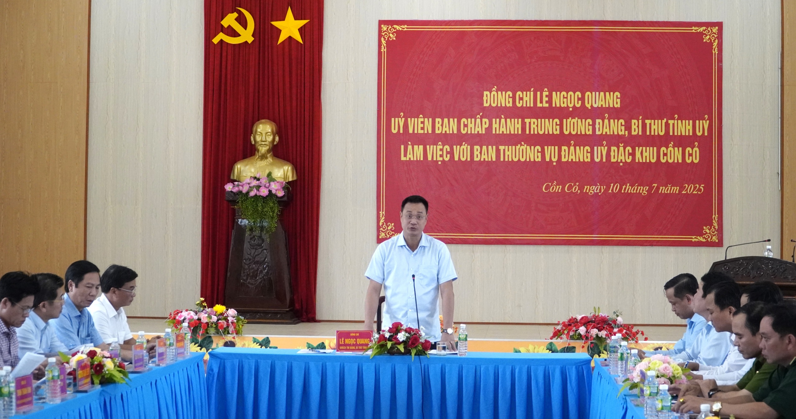 Đảm bảo cấp điện phục vụ phát triển đặc khu Cồn Cỏ 2 Đảm bảo cấp điện phục vụ phát triển đặc khu Cồn Cỏ - Ảnh 2.
