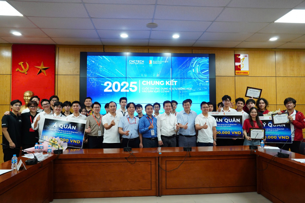 “Ứng dụng AI & Tự động hóa vào sản xuất cơ khí” 18 - DREAM TEAM – AI & IoT giám sát tình trạng động cơ trong sản xuất
