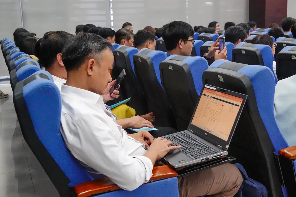Đà Nẵng đưa AI vào công vụ 1 Cán bộ, người lao động tập huấn ứng dụng AI trong quản lý nhà nước. Ảnh: XUÂN QUỲNH