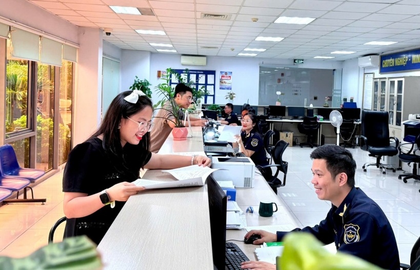 Hải quan khu vực III tổ chức các hoạt động tri ân trên đất thiêng Quảng Trị 7 Hải quan triển khai nhiều giải pháp siết chặt kỷ luật, kỷ cương