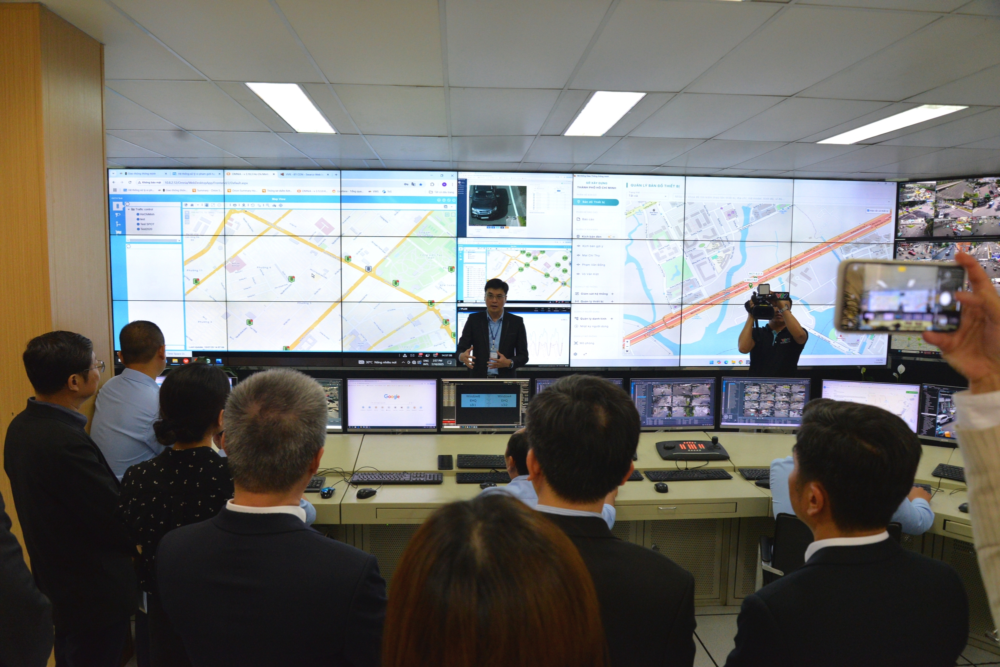 TP.HCM hợp tác với Đại học Monash ứng dụng AI, Big Data vào điều hành giao thông- Ảnh 3.