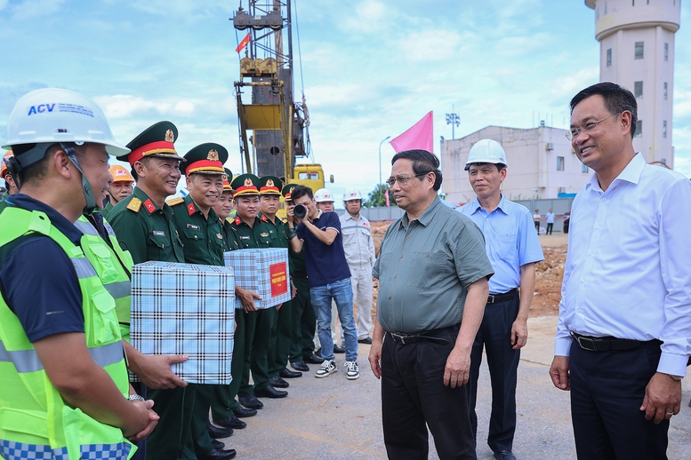 Thủ tướng yêu cầu hoàn thành Nhà ga T2 sân bay Đồng Hới vào 2 img8110 1753612517040231048122