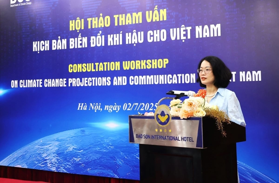 PGS.TS Phạm Thị Thanh Ngà, Viện trưởng Viện Khoa học Khí tượng thủy văn và Biến đổi khí hậu, chia sẻ về kịch bản biến đổi khí hậu, nước biển dâng cập nhật năm 2025.