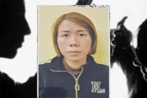 Tạm giữ hình sự ông bố buộc xích, kéo lê con trên đường 1 Từ vụ án mại dâm, hé lộ vụ sát hại dã man cô gái trẻ rồi phi tang xác