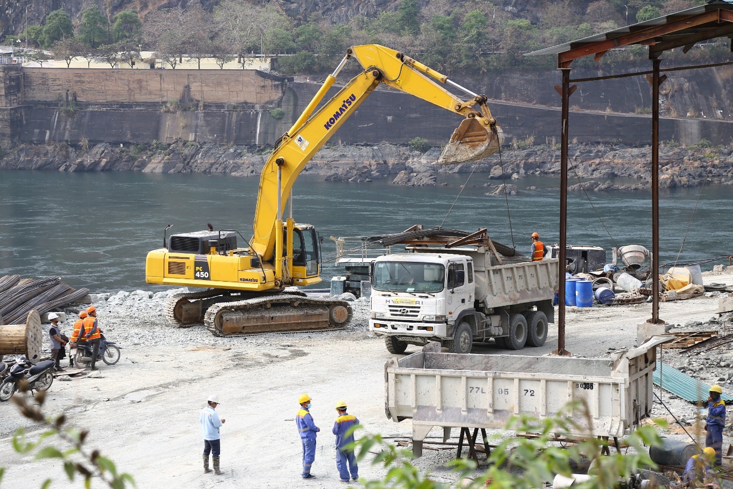 Ứng dụng AI trong xây dựng: Từ giám sát tiến độ đến đảm bảo an toàn công trình - Ảnh 2. Ứng dụng AI trong xây dựng: Từ giám sát tiến độ đến đảm bảo an toàn công trình - Ảnh 2.