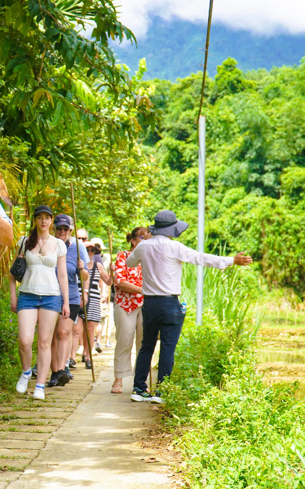 Có một "Sơn Đoòng" đẹp nao lòng giữa đại ngàn Pù Luông 12 Có một "Sơn Đoòng" đẹp nao lòng giữa đại ngàn Pù Luông - 11