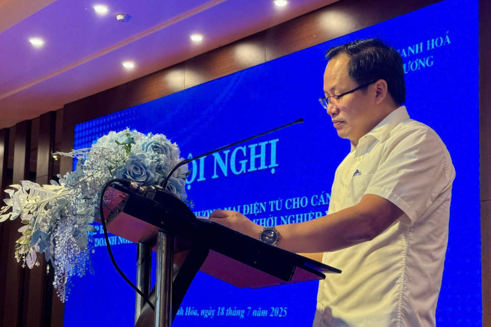 Thanh Hóa: Ba trụ cột thúc đẩy thương mại điện tử 1 Thanh Hóa: Ba trụ cột thúc đẩy thương mại điện tử - Kỹ năng, thuế và AI