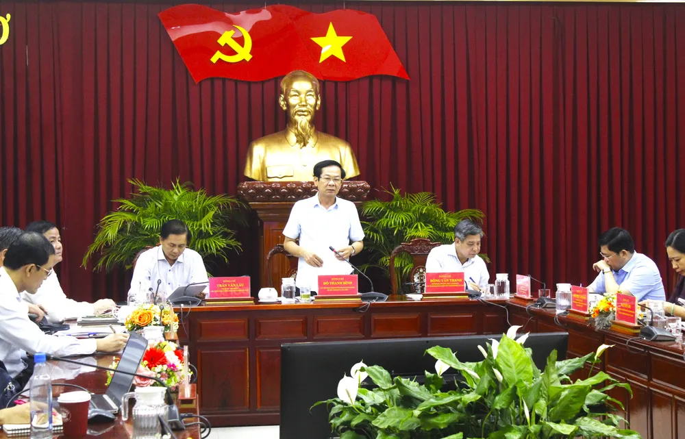Bí thư Thành ủy Cần Thơ Đỗ Thanh Bình phát biểu tại hội nghị. Ảnh: NHẪN NAM Thành ủy TP Cần Thơ tổ chức hội nghị chuyển đổi số bằng AI