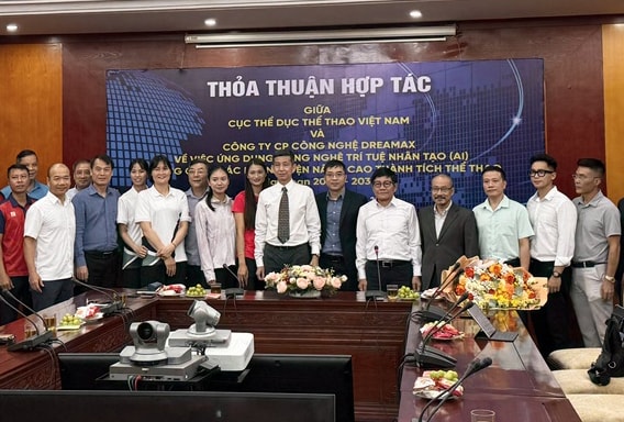 Thể thao Việt Nam ứng dụng AI hỗ trợ các đội tuyển quốc gia 1 thoa-thuan-hop-tac.jpg